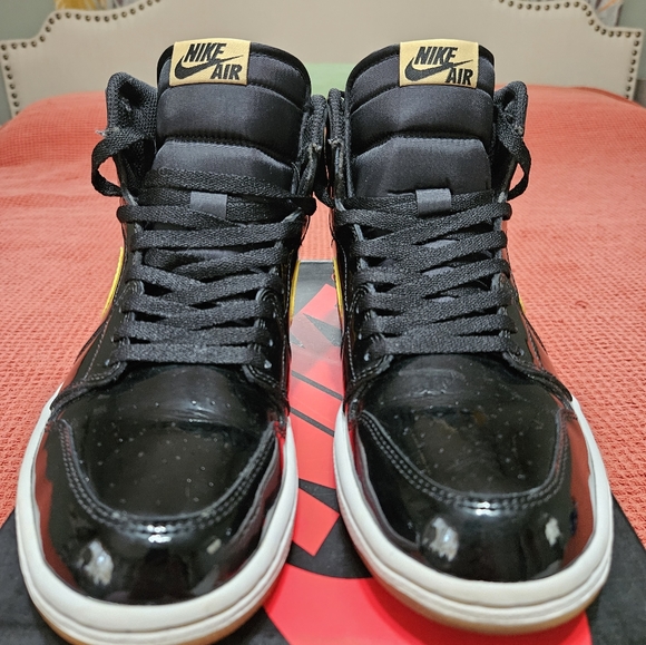 2013 Nike Air Jordan 1 Retro High OG - Picture 7 of 11